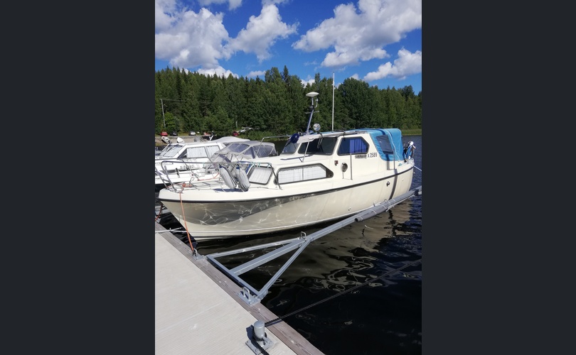 Fodimar 7 hengelle rekisteröity lasikuituvene , puoliliukuva-kuva-4